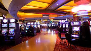 Cricket football and live casino-style panels arranged for ok333 adults